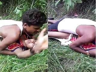 Desi Randi Outdoor Sex With A Client