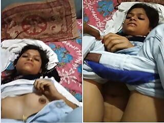Exclusive Hot Indian Girl's Sex with Boy in Hotel