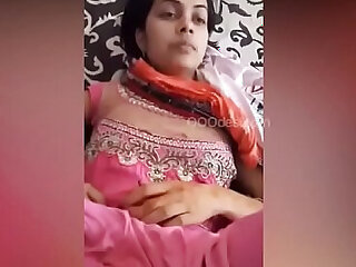 Desi's secretary leaked a sex tape with the boss's compilation